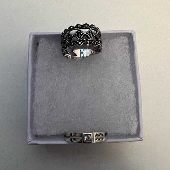 Ring Bundle - Picture 2 of 10